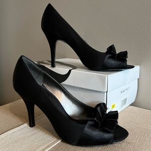 Nine West Peep-toe High Heel Pump Satin Black Size 7